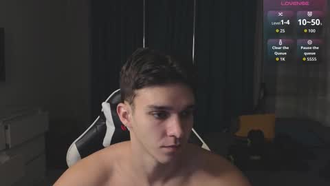 Snapshot of james_friends chatting on November 2025 10:08:02 PM James online show from November 2025 10:08:02 PM