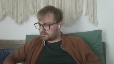 Snapshot of james_heron chatting on March 2025 04:07:02 PM James Heron online show from March 2025 04:07:02 PM