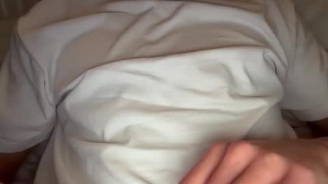 jamesdean0101 online show from April 2026 12:00:02 PM