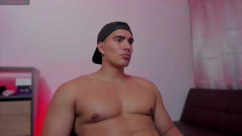 Snapshot of jamesgraay chatting on September 2025 10:20:02 AM James Gray online show from September 2025 10:20:02 AM