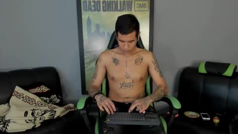 Snapshot of jamesinked_ chatting on February 2025 07:31:02 PM Jamesinked  online show from February 2025 07:31:02 PM