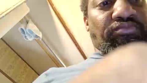 jameskannon26 online show from April 2026 07:58:01 PM