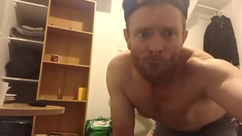 Snapshot of jamesloveridge901 chatting on June 2026 05:56:01 AM jamesloveridge901 online show from June 2026 05:56:01 AM