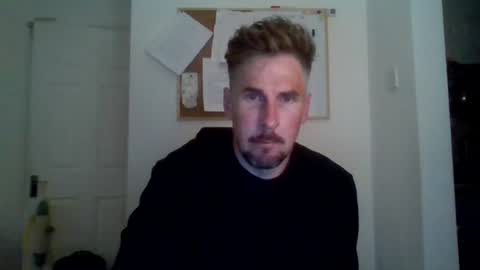 Snapshot of jamesmassion chatting on June 2026 11:38:02 PM jamesmassion online show from June 2026 11:38:02 PM