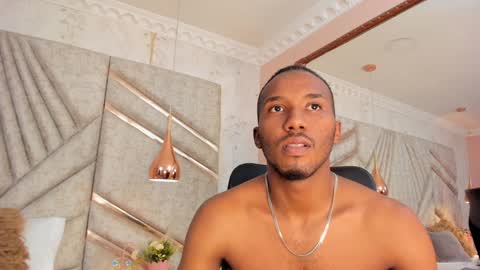 Snapshot of jamesparck chatting on January 2025 06:26:01 PM James online show from January 2025 06:26:01 PM