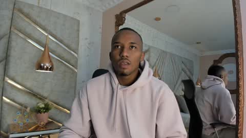 Snapshot of jamesparck chatting on January 2025 12:07:02 PM James online show from January 2025 12:07:02 PM