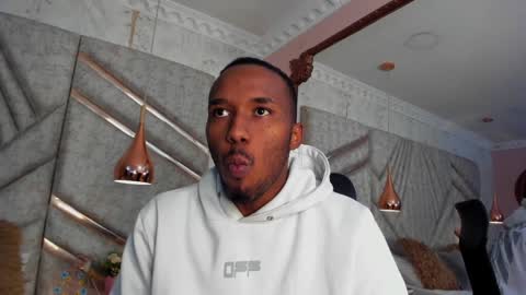 Snapshot of jamesparck chatting on January 2025 12:18:01 PM James online show from January 2025 12:18:01 PM