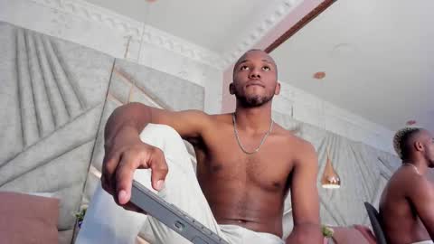 Snapshot of jamesparck chatting on February 2025 06:21:02 PM James online show from February 2025 06:21:02 PM