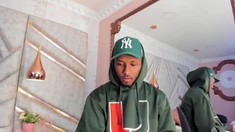 Snapshot of jamesparck chatting on March 2025 12:04:02 PM James online show from March 2025 12:04:02 PM