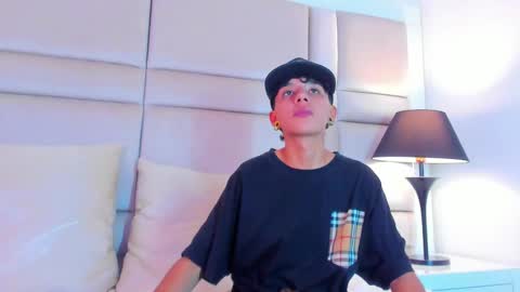 Snapshot of jamess_ford chatting on January 2025 06:59:02 PM jamess_ford online show from January 2025 06:59:02 PM