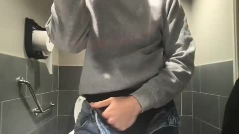 JAMI4U online show from November 2025 12:04:02 PM