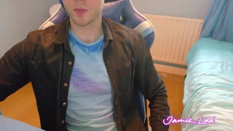 Snapshot of jamie_lad chatting on February 2025 09:22:02 AM Jamie online show from February 2025 09:22:02 AM