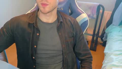 Snapshot of jamie_lad chatting on February 2025 10:29:02 AM Jamie online show from February 2025 10:29:02 AM