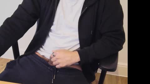 Snapshot of jammyedge chatting on February 2025 09:47:02 AM Jammy online show from February 2025 09:47:02 AM