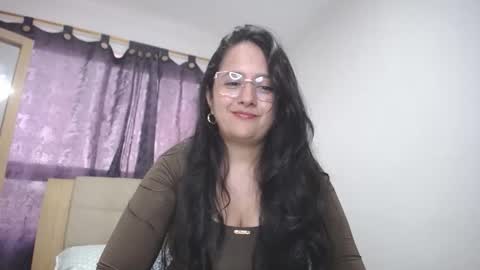 Johanna online show from April 2026 08:44:02 PM