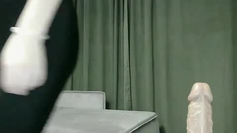 Snapshot of janet_jay_ chatting on December 2024 05:18:02 PM Janet online show from December 2024 05:18:02 PM