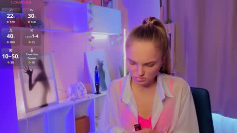 Snapshot of janewirtz chatting on October 2025 06:21:01 AM Hi Im Alice and here youll find something online show from October 2025 06:21:01 AM