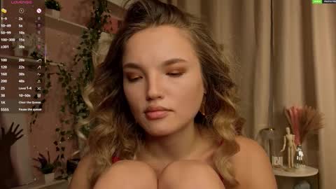 Snapshot of janewirtz chatting on December 2025 06:08:02 AM Hi Im Alice and here youll find something online show from December 2025 06:08:02 AM