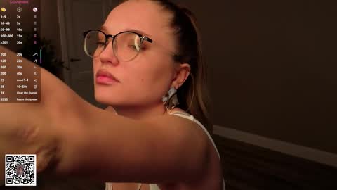 Snapshot of janewirtz chatting on January 2026 06:40:01 AM Hi Im Alice and here youll find something online show from January 2026 06:40:01 AM