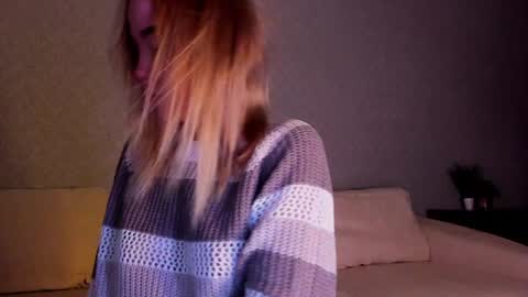 Snapshot of janice_sweet chatting on December 2024 03:11:02 AM Janice online show from December 2024 03:11:02 AM