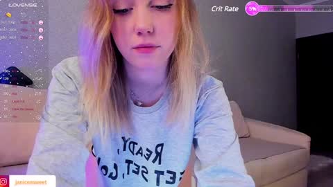 Snapshot of janice_sweet chatting on January 2025 03:20:01 AM Janice online show from January 2025 03:20:01 AM