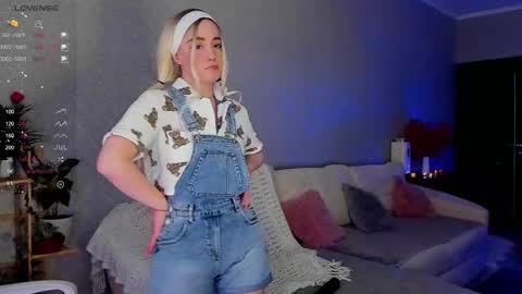 Snapshot of janice_sweet chatting on October 2025 02:20:02 AM Janice online show from October 2025 02:20:02 AM