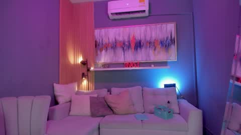 Janinne  online show from March 2026 11:11:02 AM