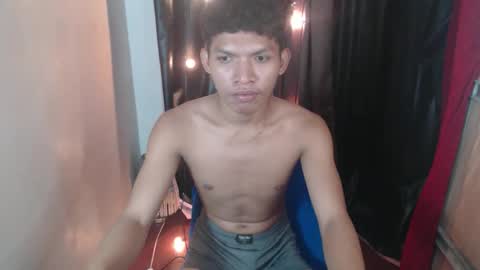 janlloyd04 online show from November 2025 08:47:01 AM