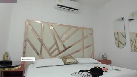 Janna online show from October 2025 03:38:02 AM