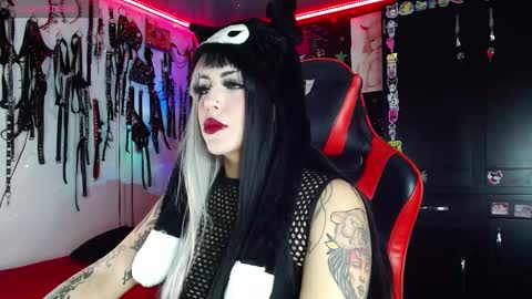 Snapshot of janna_ink chatting on January 2025 11:09:01 PM online show from January 2025 11:09:01 PM