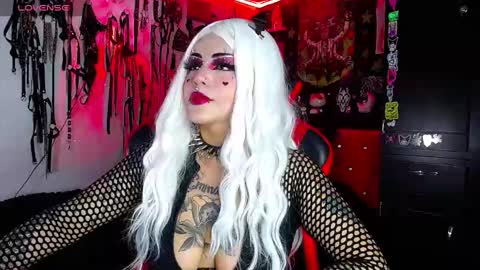 Snapshot of janna_ink chatting on January 2025 04:25:02 AM online show from January 2025 04:25:02 AM