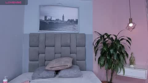 Janna online show from October 2025 06:19:02 AM