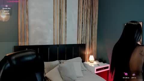 Snapshot of janne_lee chatting on December 2025 08:02:02 PM Janne for u online show from December 2025 08:02:02 PM