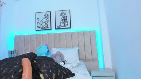 Jane online show from February 2025 06:01:01 AM