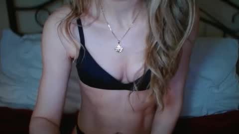 Snapshot of januarydaze chatting on November 2025 06:38:02 AM the small pp whisperer ball puncher online show from November 2025 06:38:02 AM