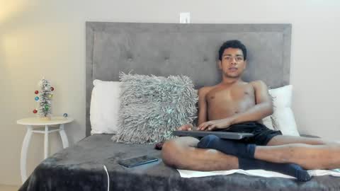 Snapshot of jared_blake chatting on December 2024 01:29:01 AM jared_blake online show from December 2024 01:29:01 AM