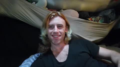 Snapshot of jarethgray chatting on January 2025 07:55:01 PM Jareth online show from January 2025 07:55:01 PM