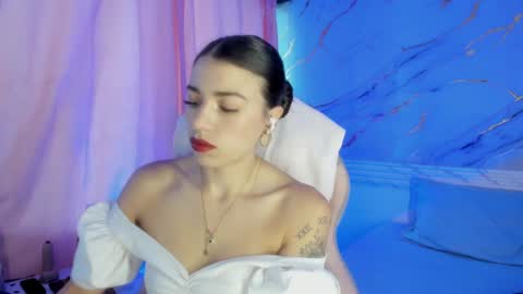 Snapshot of jasmine_hyper_1 chatting on January 2025 06:03:01 PM Jas online show from January 2025 06:03:01 PM