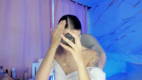 Snapshot of jasmine_hyper_1 chatting on February 2025 06:26:01 PM Jas online show from February 2025 06:26:01 PM