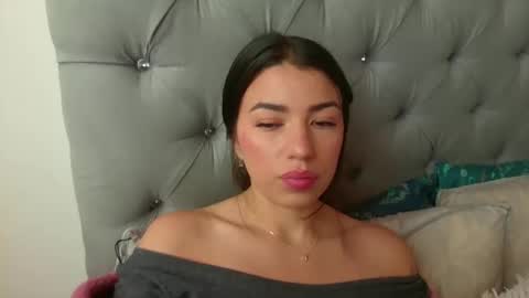 Snapshot of jasmine_hyper_1 chatting on September 2025 07:14:02 PM Jas online show from September 2025 07:14:02 PM