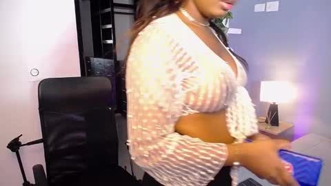 Snapshot of jasminecampbell chatting on February 2025 01:34:01 AM Instagram jasminecampbell1 online show from February 2025 01:34:01 AM