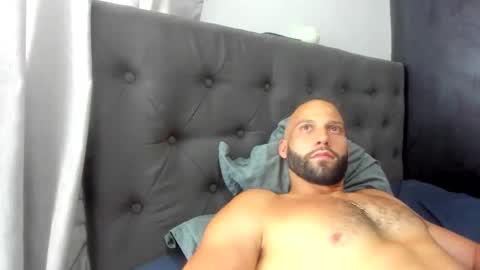    online show from October 2025 06:48:01 PM