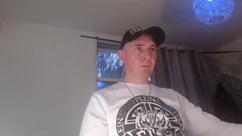 jaspercarot online show from November 2025 04:18:02 PM