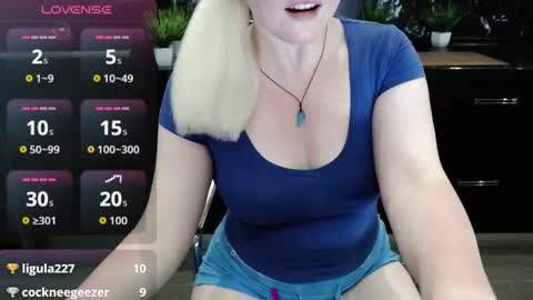 Snapshot of jassicaonline chatting on September 2025 08:30:01 PM jassicaonline online show from September 2025 08:30:01 PM