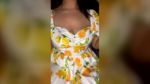 Jassmina  online show from May 2026 09:22:01 PM