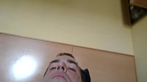 Snapshot of javier83max chatting on May 2026 07:05:02 AM javier83max online show from May 2026 07:05:02 AM