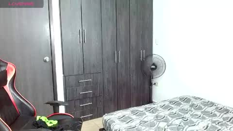 Snapshot of javier_hot27_ chatting on May 2026 02:46:01 PM Javier Herrera online show from May 2026 02:46:01 PM