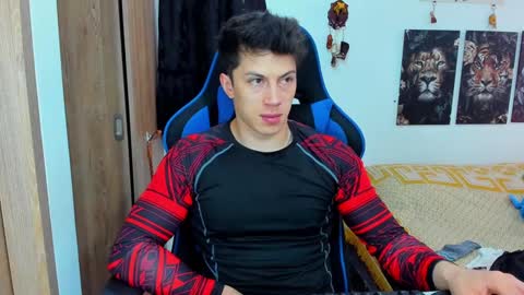 Snapshot of javiersexymann chatting on January 2025 06:19:01 PM Javier online show from January 2025 06:19:01 PM