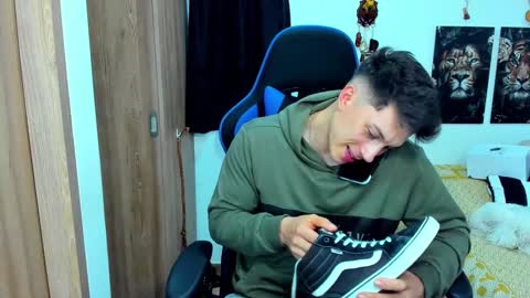 Snapshot of javiersexymann chatting on January 2025 11:54:01 PM Javier online show from January 2025 11:54:01 PM