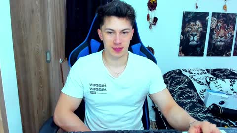 Snapshot of javiersexymann chatting on January 2025 04:55:02 PM Javier online show from January 2025 04:55:02 PM